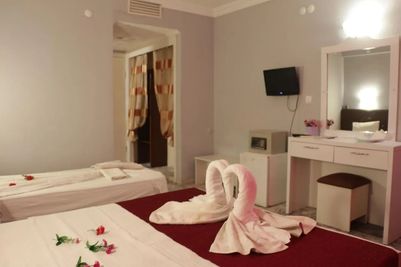 Zeus Turunc Hotel