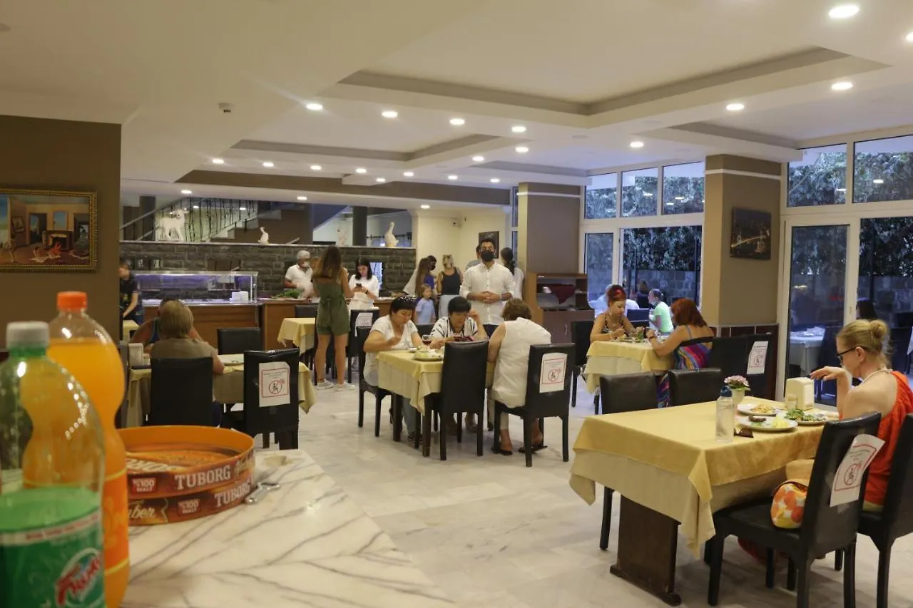 Zeus Turunc Hotel